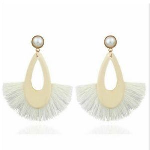Pearl Post Drop Goldtone Off-White Fringe Earrings
